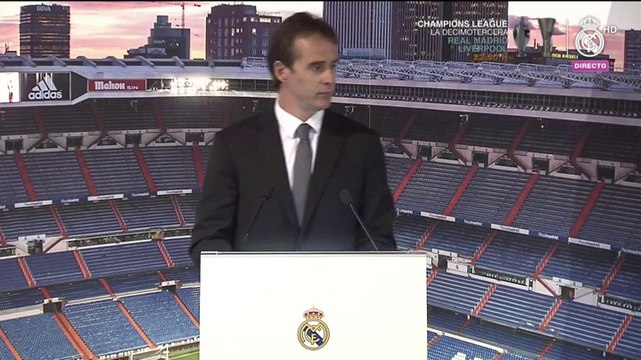 Julen Lopetegui, se emociona durante su presentación como nuevo entrenador del Real Madrid