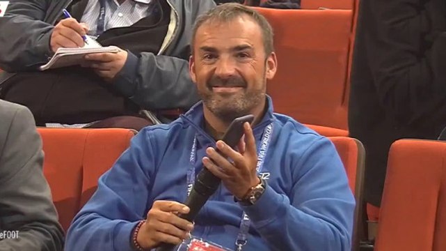 Muhabir, Sadece Fransızca Soru Alan Griezmann'a Google Translate İle Soru Sordu