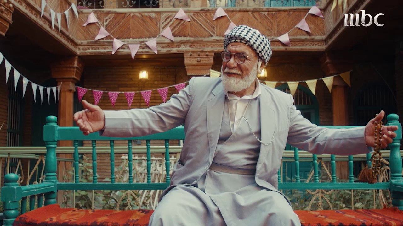 جينا وجبنالكم ورد.. عيدكم مبارك
