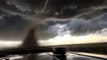 La formation d'une tornade filmée en 4K et au plus près de l'orage... Impressionnant