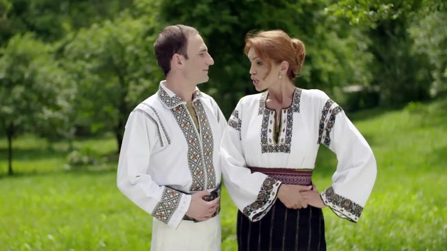 CRISTINA SPATAR feat Ion Paladi - Fa Marie cu bariz, acompaniaza Orchestra Lautarii