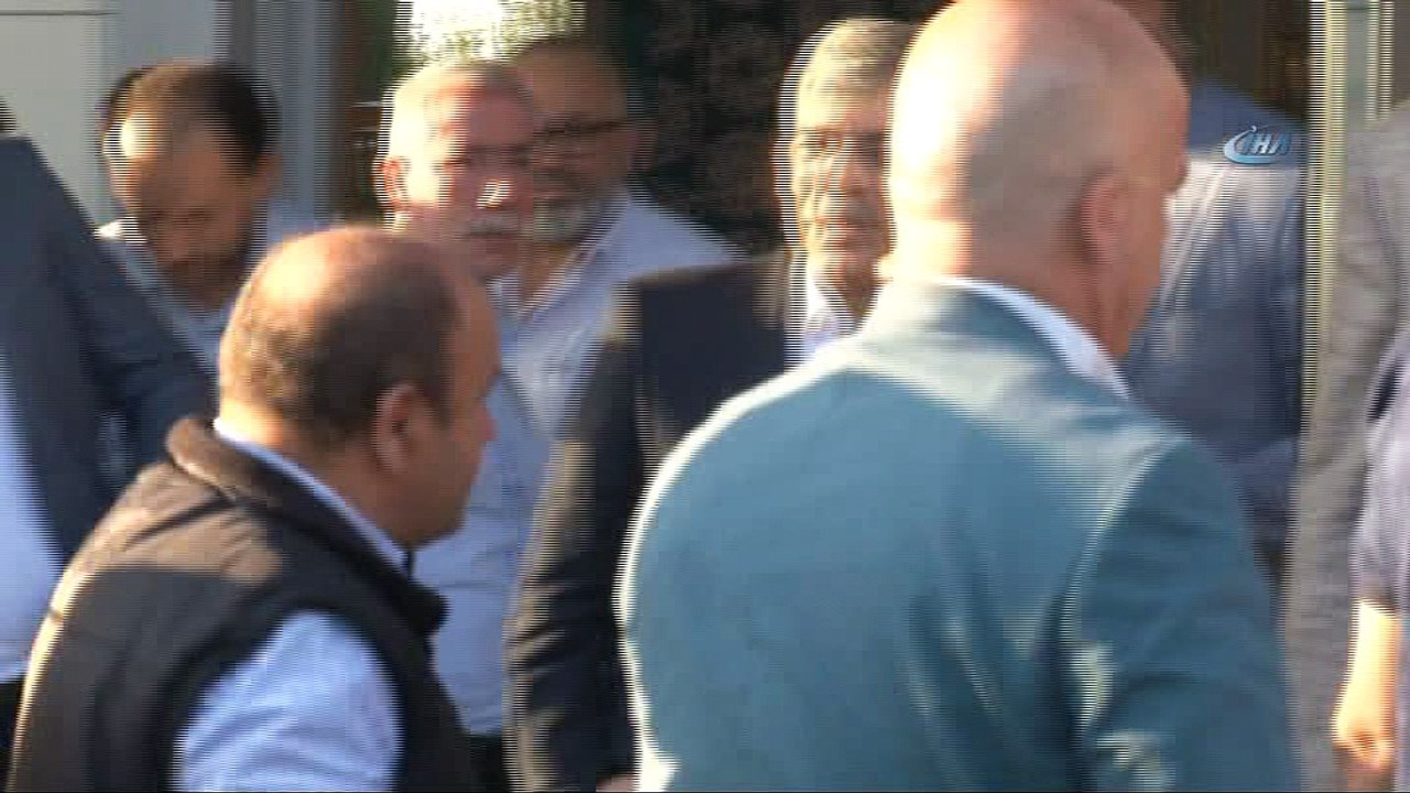 11’inci Cumhurbaşkanı Abdullah Gül, Ramazan Bayramı namazını Tekke Camii'nde kıldı