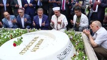 BBP Genel Başkanı Destici, bayram namazını Taceddin Dergâhı'nda kıldı - ANKARA