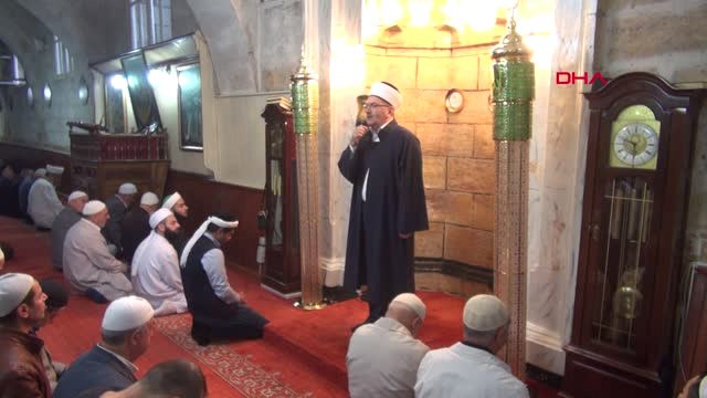 Sivas Bakan Yılmaz, Bayram Namazını Ulu Cami'de Kıldı