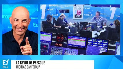 Lionel Chamoulaud en direct de Russie : "Bon service du gardien mais sans raquette, la balle est dans le filet pourtant ils ont tous l'air contents !"