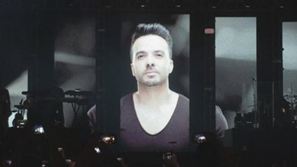 El puertorriqueño Luis Fonsi lanza su nuevo sencillo en un concierto en Quito