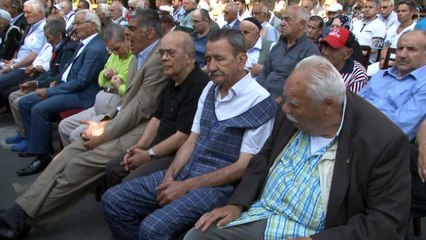 Diyanet İşleri Ali Erbaş’tan Darülaceze sakinlerine bayram ziyareti