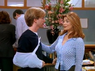 Just Shoot Me! S01E03