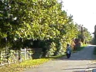 Moi comence  roue avec le scooter a willy
