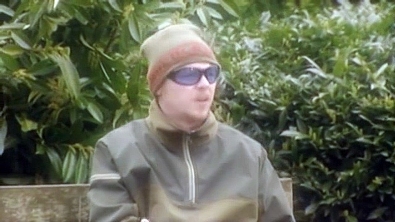 Spaced S01E05