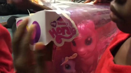 Report von der Aquarius: Spielsachen kurz vor der Ankunft