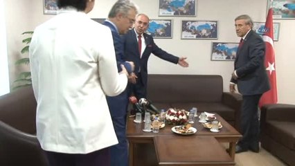 CHP'den, MHP'ye Bayram Ziyareti