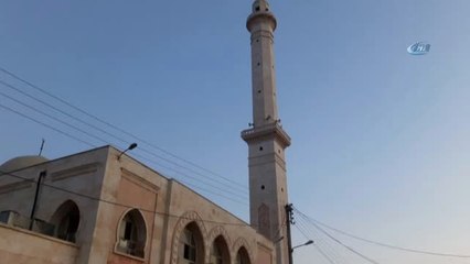 İç Savaşın Vurduğu Halep'te Bayram Namazı İçin Camilere Akın Etti