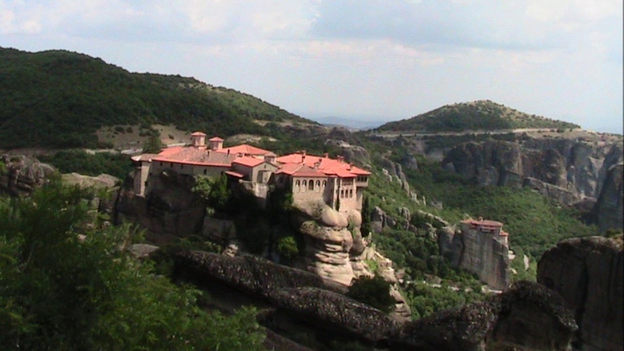 Meteora Monasteries and Views - Greece Holidays