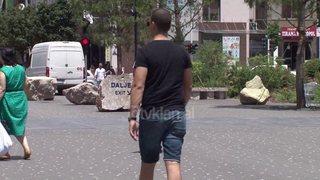 Mot i ngrohte dhe me shi