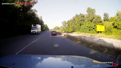 24.Dash Cam Crash Compilation - July 2015 - Accidents of the week #75 HD