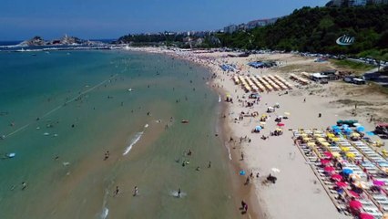 Şile Plajı’ndaki bayram yoğunluğu havadan görüntülendi