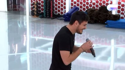 aitana mirando ensayo de cepeda | 3 de noviembre|