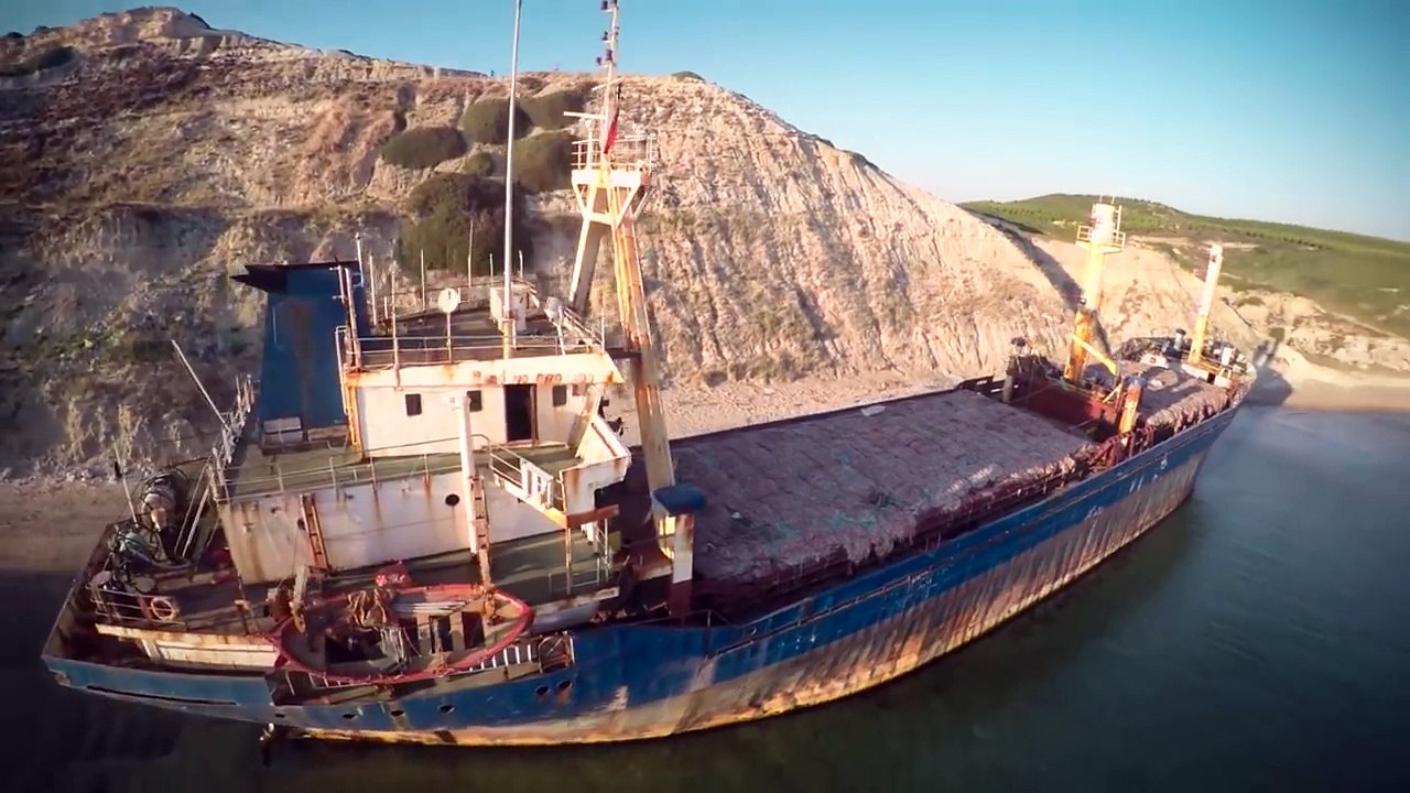 Mysterious_Abandoned_Ships_In_The_World_You_Need_To_See