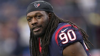 Palmer: Jadeveon Clowney has been slow to return to the field this offseason, aiming to practice by training camp
