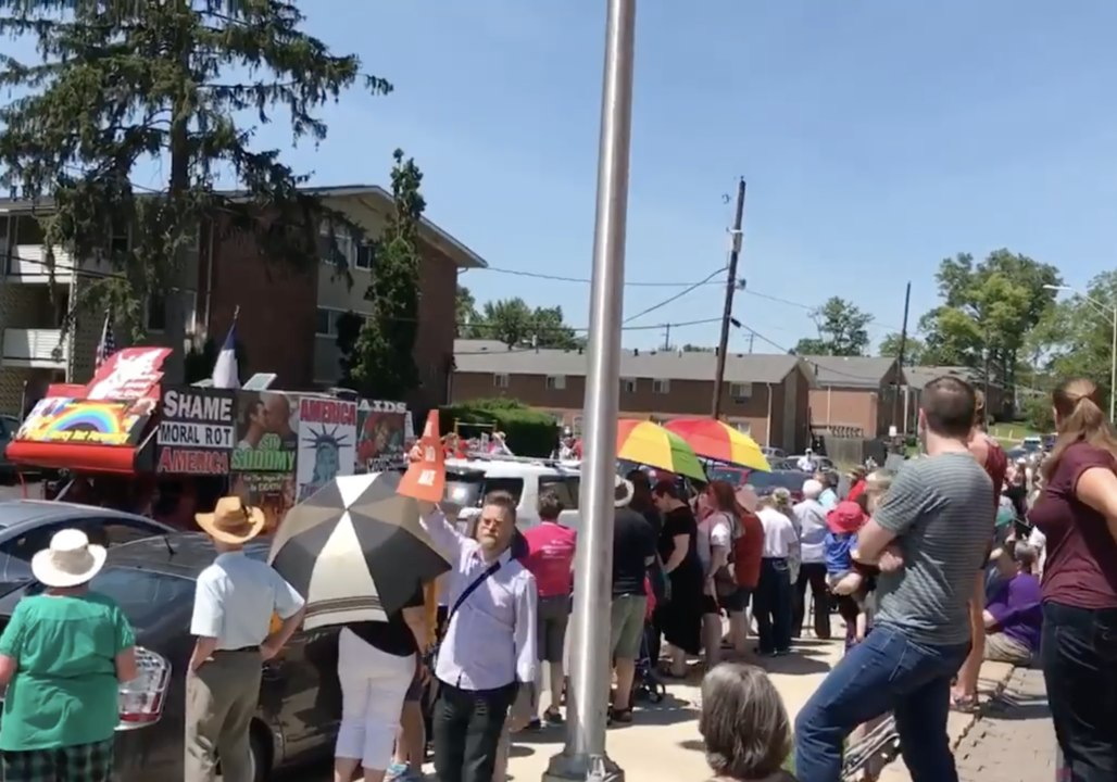 Opposing Groups Rally at Columbus Mosque on Eid