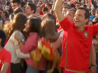 Fans Portugal Menggila Saat Ronaldo Mencetak Gol