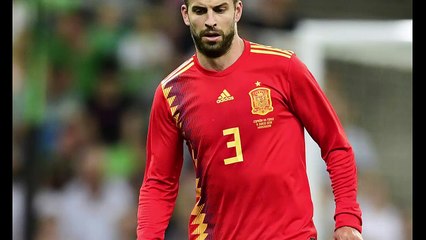 "On lui siffle presque tout", Piqué se paie Ronaldo et les arbitres