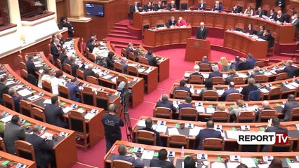 Report Tv - Deputetët që futën makina 100 mijë euroshe pa doganë në Shqipëri