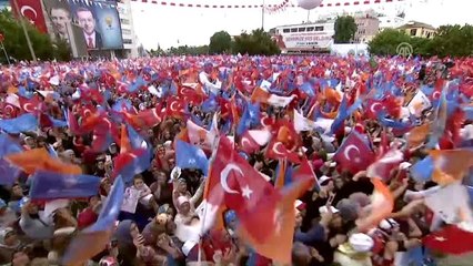 Cumhurbaşkanı Erdoğan: "1 Milyon 300 Bin Kişi Yenikapı'yı Doldurdu"