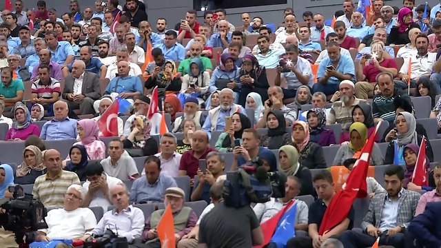 Başbakan Yıldırım: 'Yüzde 11'i bulan işsizlik oranı, yüzde 10,1'e gerilemiş durumda' - İSTANBUL