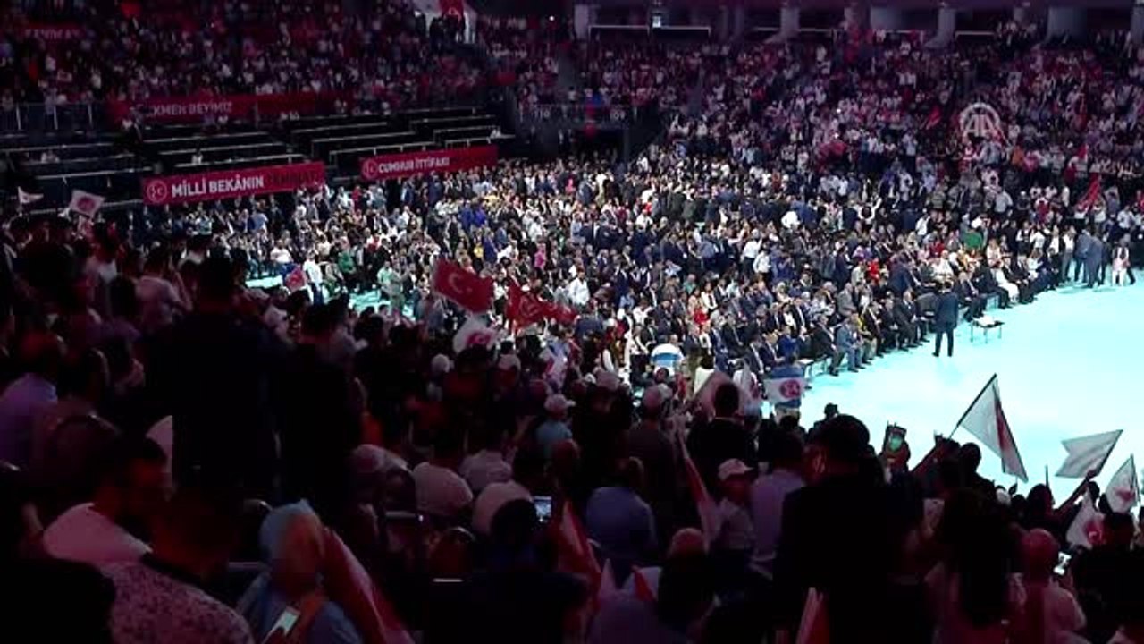 Bahçeli: "Yüzde 5-6'ya Düştüğümüzü Şerefsizce İddia Etsinler, Bunlara Aldırış Etmeyiniz" - İstanbul