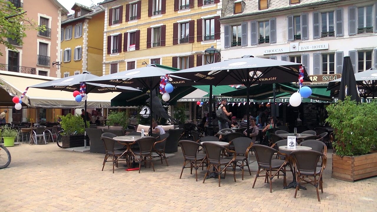 Alpes-de-Haute-Provence : les supporters déçus par le premier match des bleus !