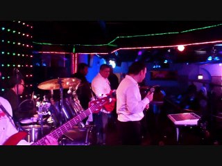 PEGASSO - ESA VEZ LLORE