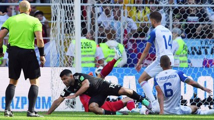 Argentina empata 1-1 ante Islandia, Messi falla un penal