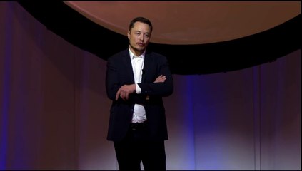 Elon Musk gets shy on stage @ SpaceX Humans a Multiplanetary Species