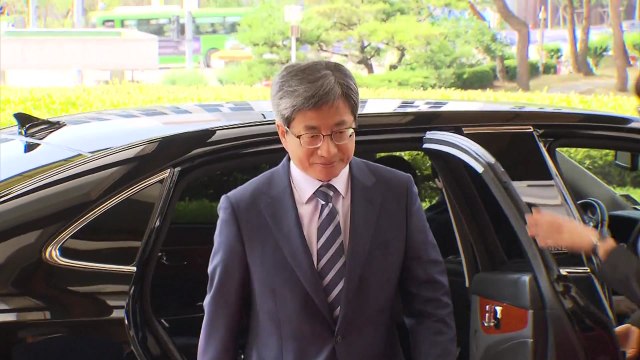 김명수 대법원장, 검찰 고발 대신 수사 협조 / YTN