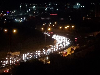 Bayramın 2. Gününde Dönüşe Geçen Tatilciler TEM Ve D-100 Karayolunu Kilitledi