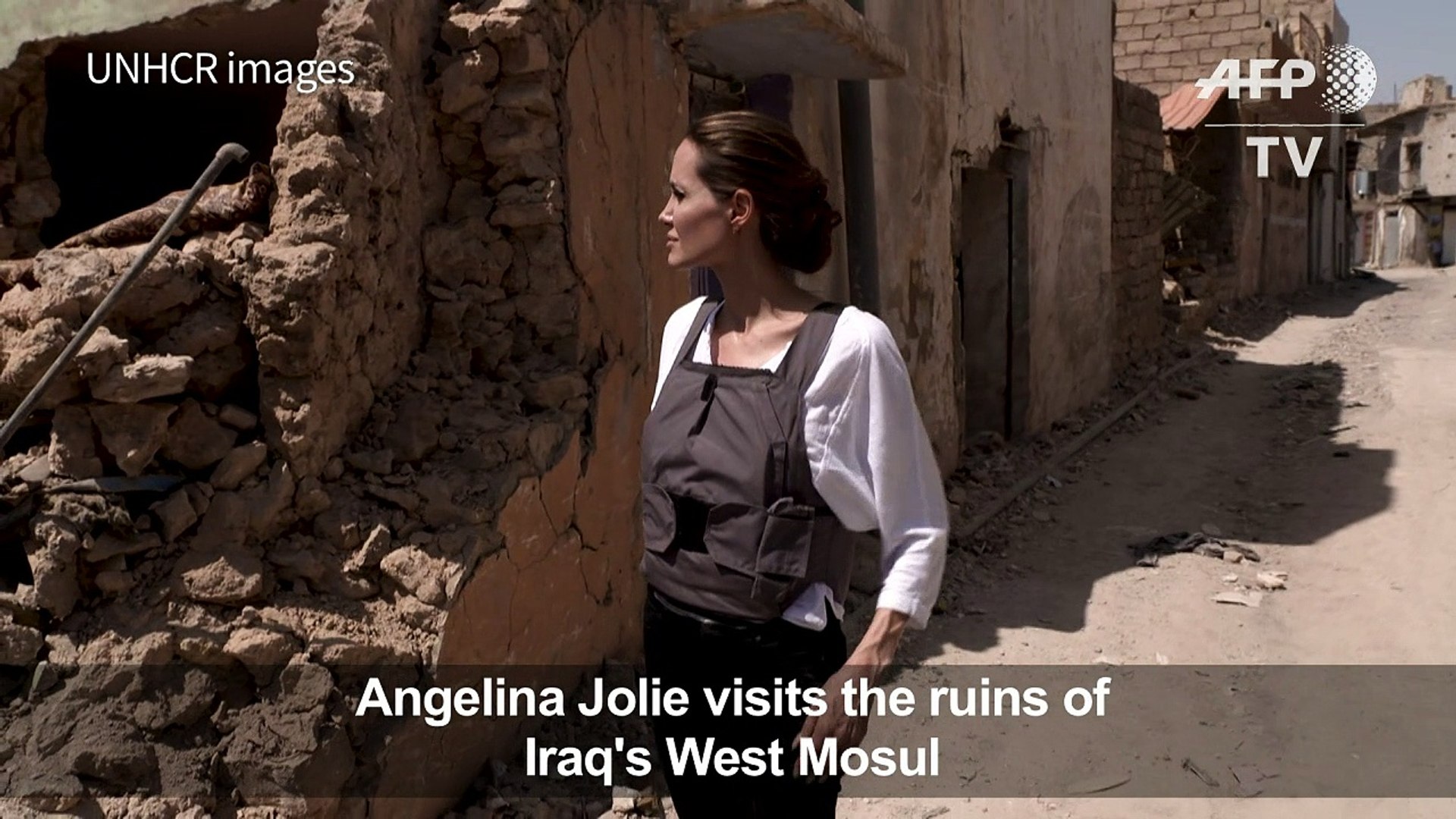 ⁣Angelina Jolie visits Iraq's devastated Mosul