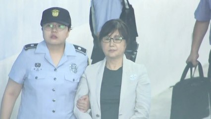 특검, '국정농단' 최순실 항소심서 징역 25년 구형 / YTN