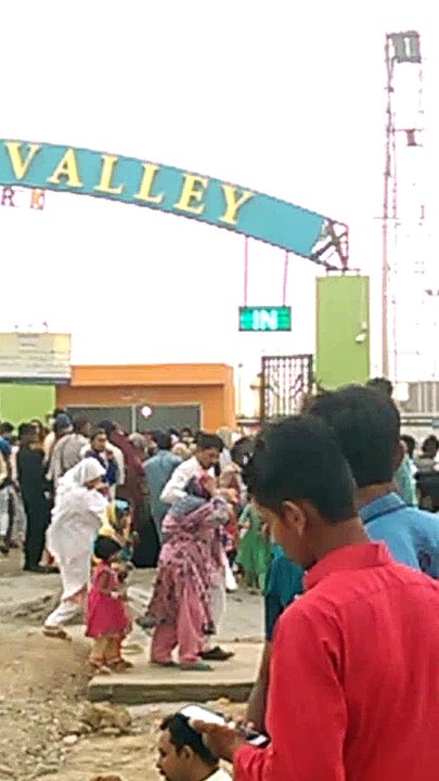 ایڈونچر ویلی فیملی پارک حافظ آباد