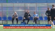 Uruguay Kembali Latihan Setelah Kemenangan Pertamanya