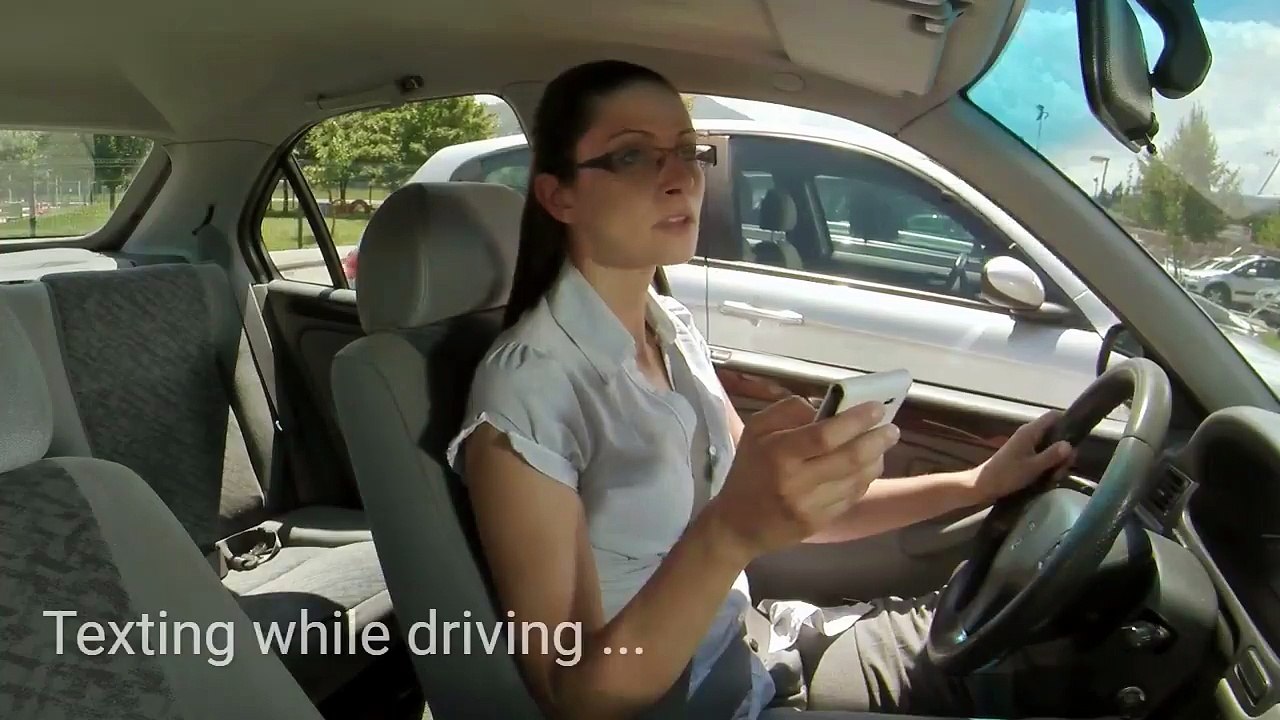 Accidents Caused By Texting While Driving - DrivingWize Safe Driving Tips