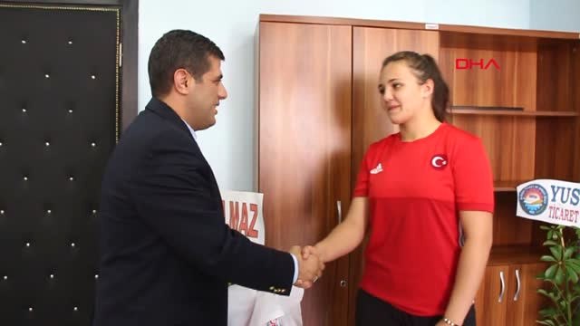 Spor Milli Güreşçi Vahide Nur Gök'ün Hedefi Dünya Şampiyonluğu