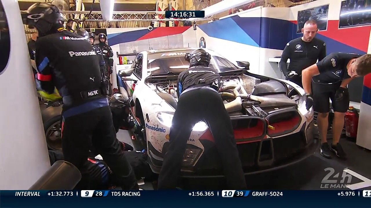 Entretien de la BMW n°81 pendant la nuit