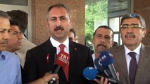 Adalet Bakanı Abdulhamit Gül, 2 kişinin hayatını kaybettiği hastanede açıklamalarda bulundu
