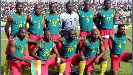 5 Jersey Timnas Sepak Bola  dengan Desain Paling Aneh