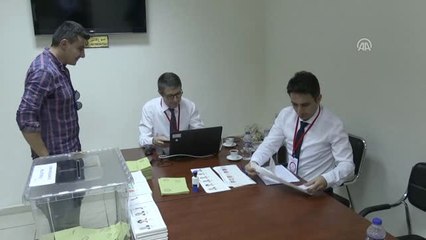 Irak'taki Türk Seçmenlerin Oy Verme İşlemi Sürüyor - Bağdat