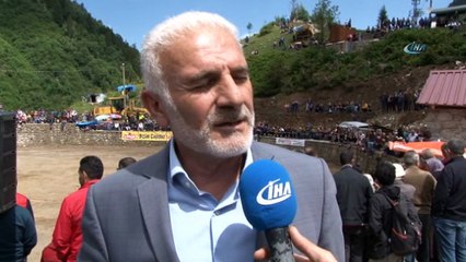 Rize’de boğalar kıyasıya yarıştı