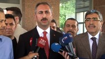 Adalet Bakanı Gül’den hastane yangınında yaralanan hastalara ziyaret