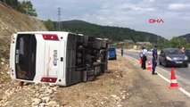 Antalya Kemer'de Turistleri Taşıyan Midibüs Devrildi